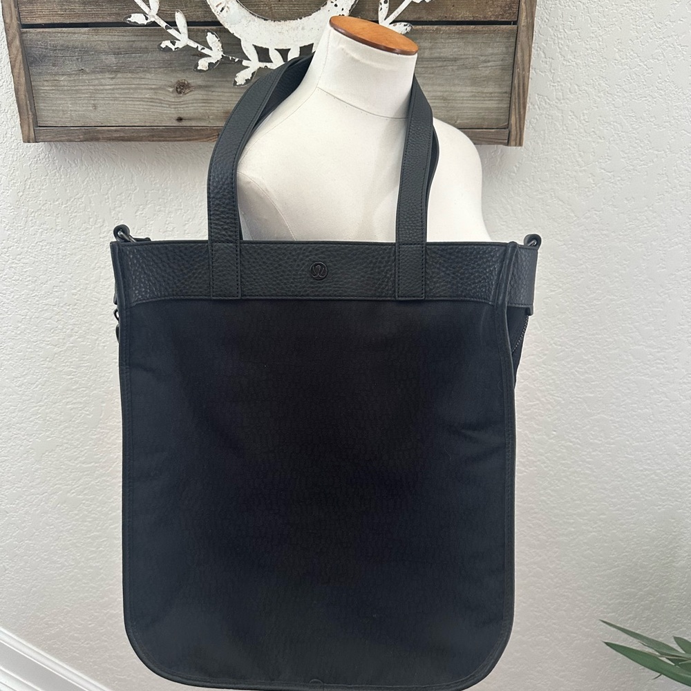 Lululemon Now and Always Black Canvas Shoulder Tote Gym Computer Bag